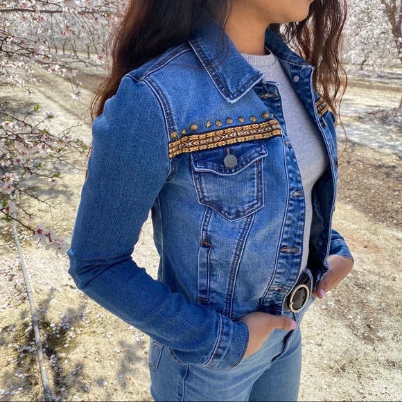 Forever 21 Jean Jacket - Picture 2 of 3